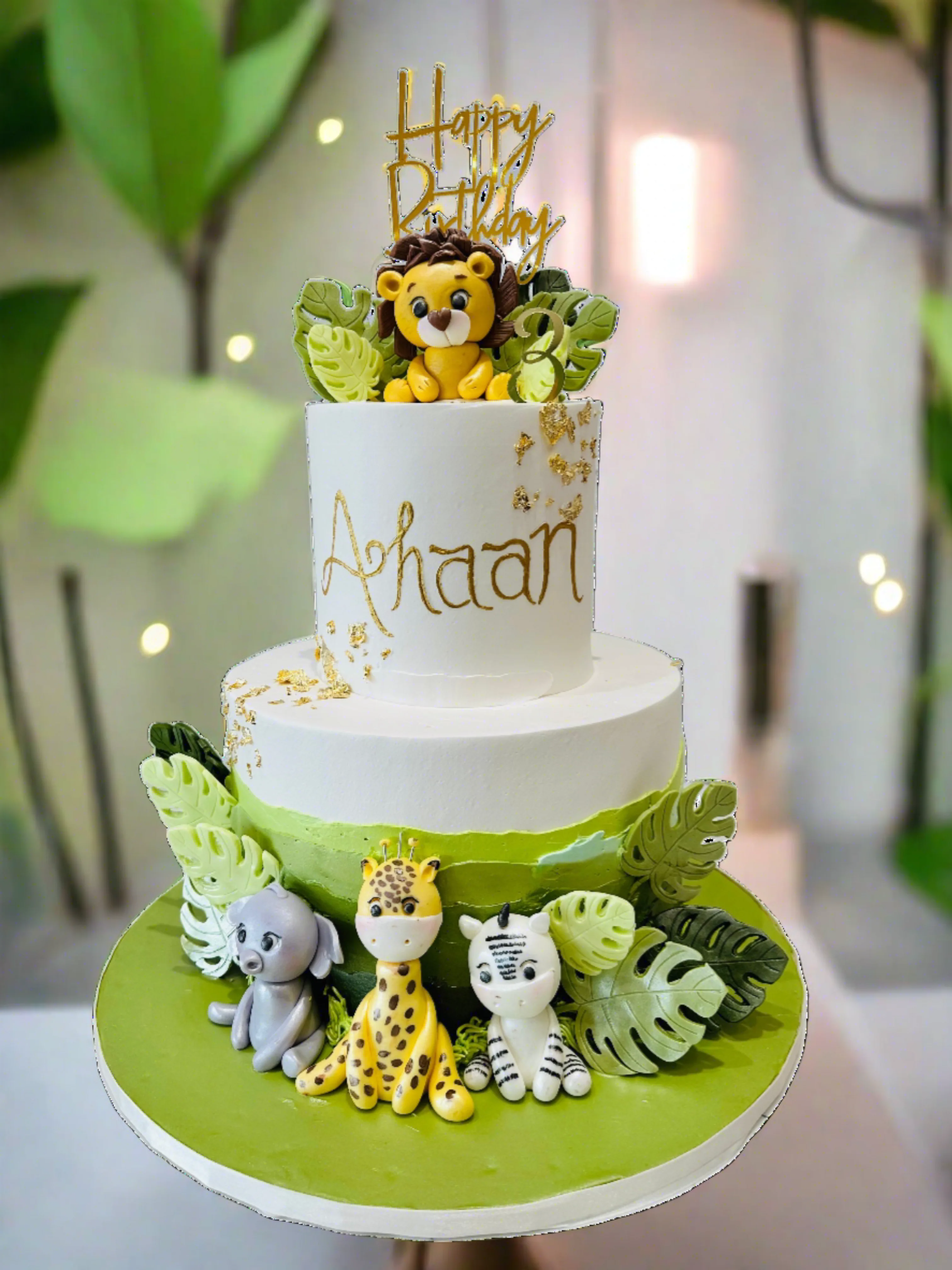 Ahaan Jungle Safari Cream Tiered Cake - Image 5
