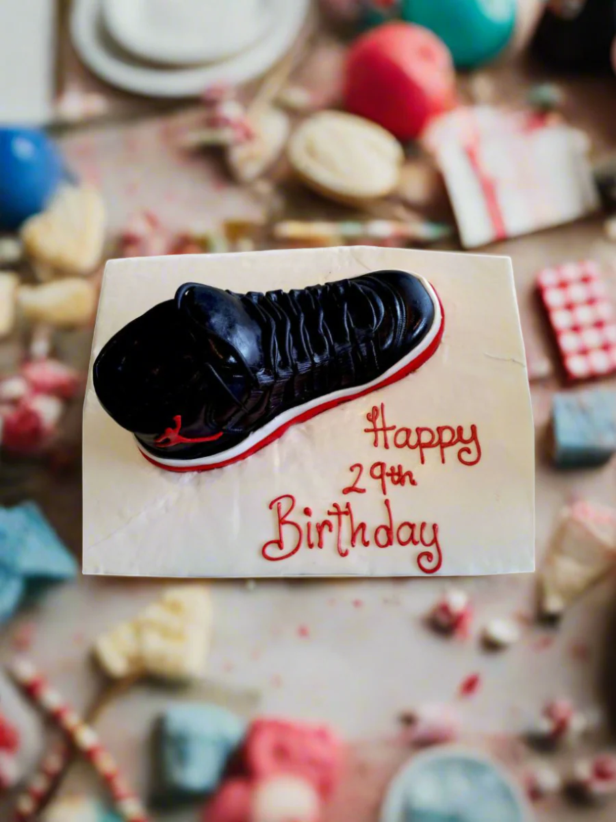Air Jordan Shoe Cake - Image 4