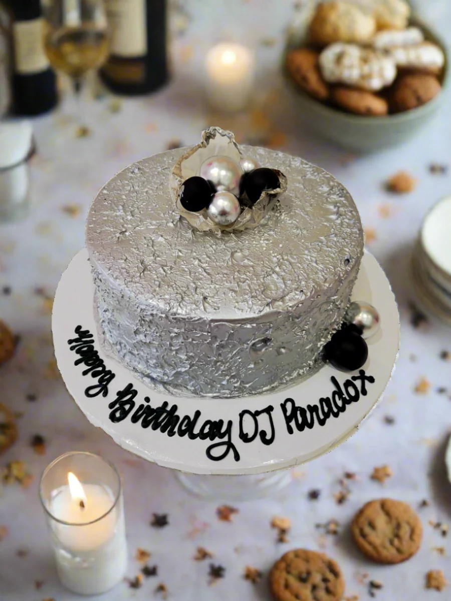 Alayah Gold Birthday Cake - Image 2