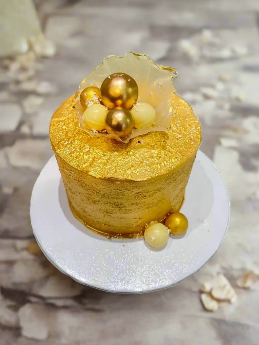 Alayah Gold Birthday Cake - Image 7