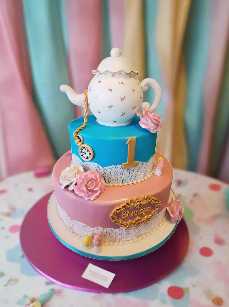 Alice In Wonderland Birthday Cake - Image 5