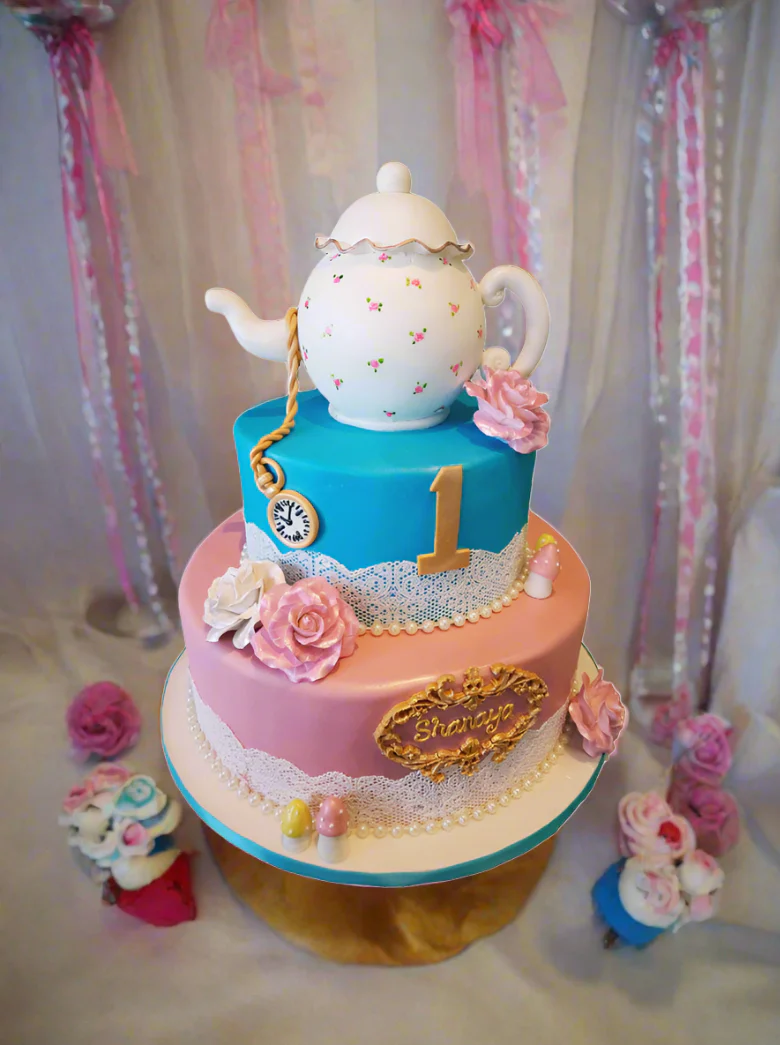 Alice In Wonderland Birthday Cake - Image 7
