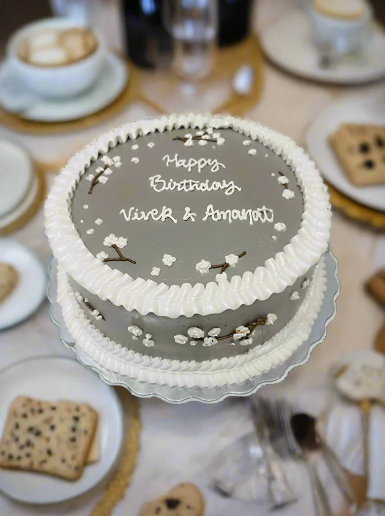 Amanat Floral Cream Cake - Image 2
