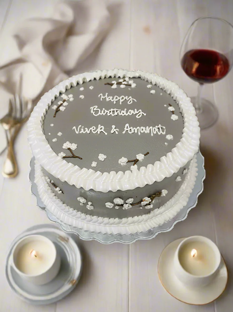 Amanat Floral Cream Cake - Image 4