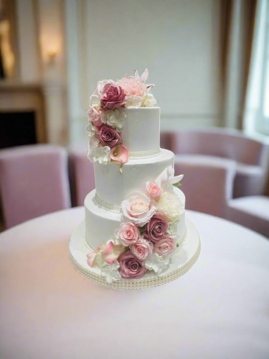 Angelina Wedding Cake - Image 5
