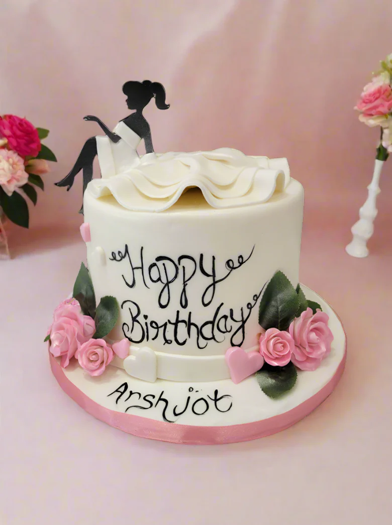 Arshjot Bride to Be Fondant Cake - Image 3