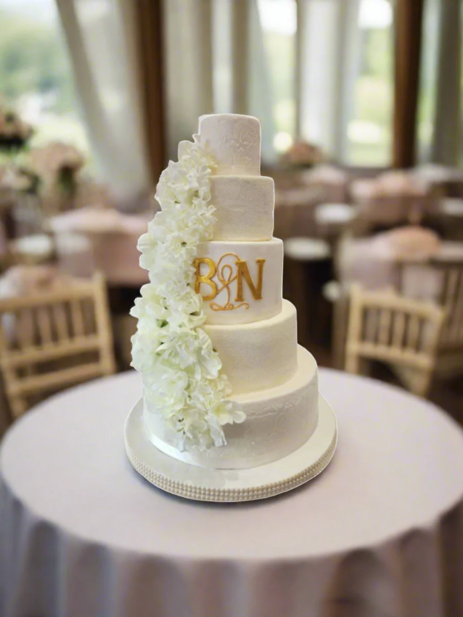 B & N Fondant Wedding Cake - Image 5