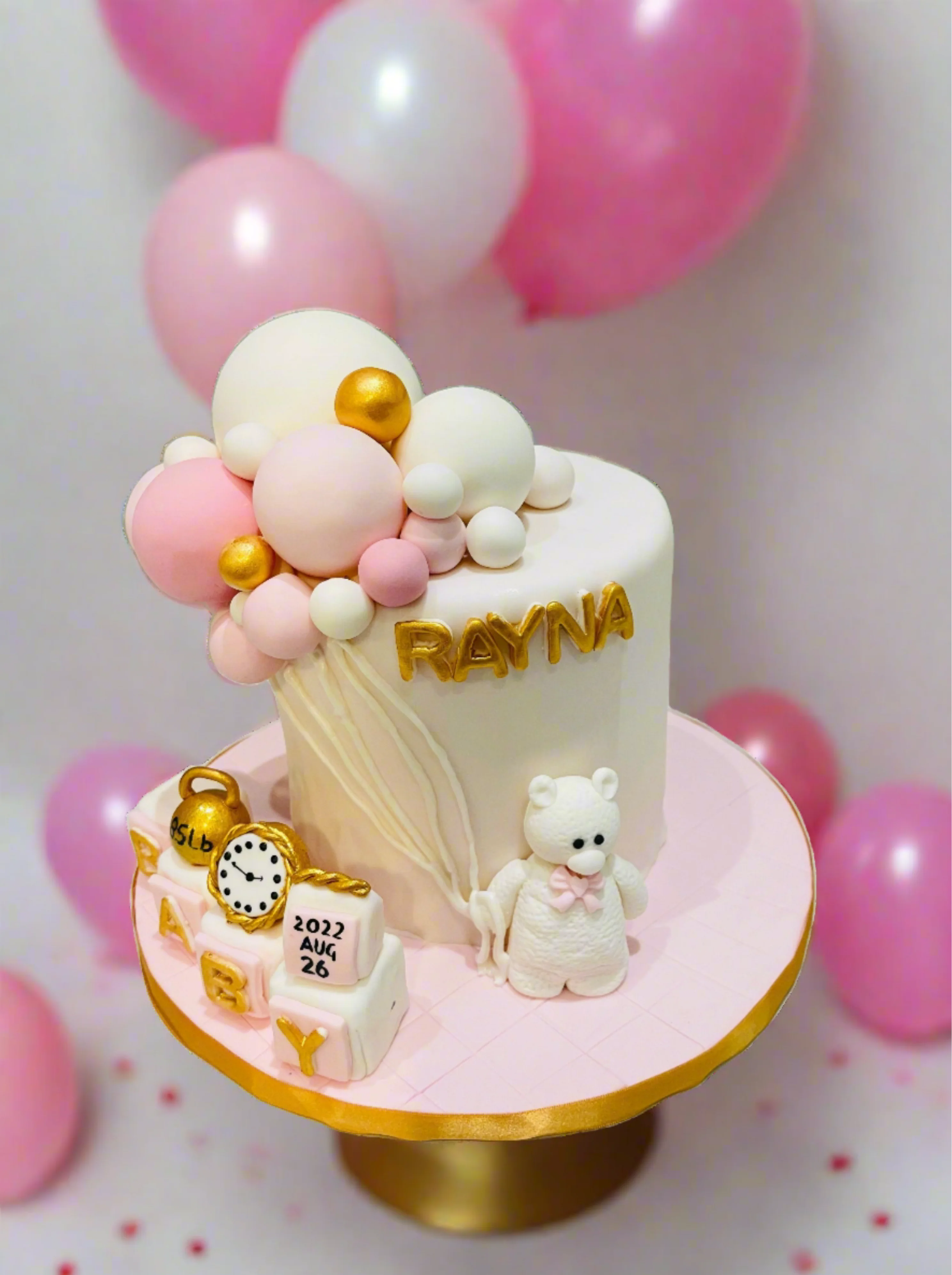 Baby Bear Balloon Fondant Cake - Image 3