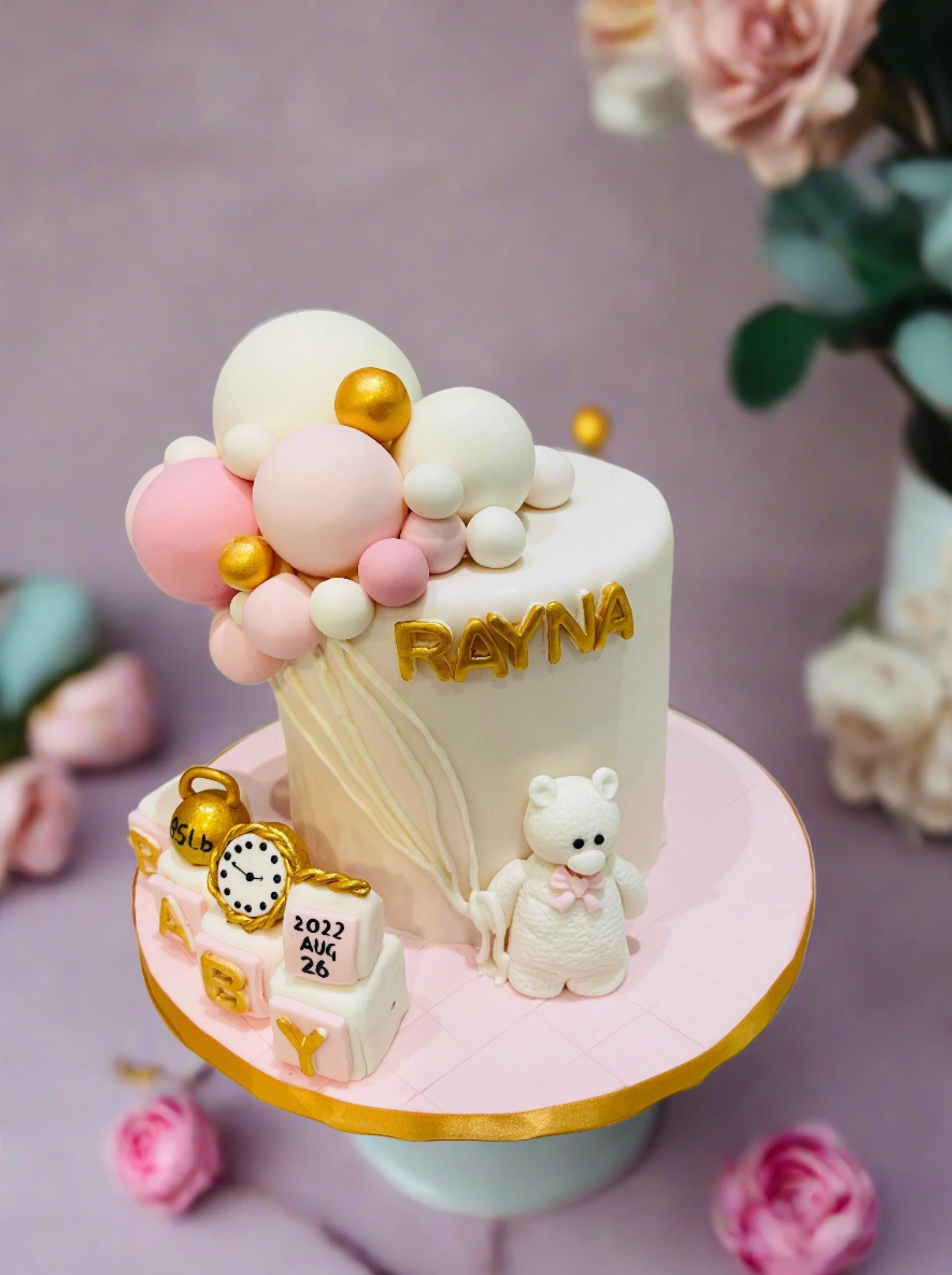 Baby Bear Balloon Fondant Cake - Image 5