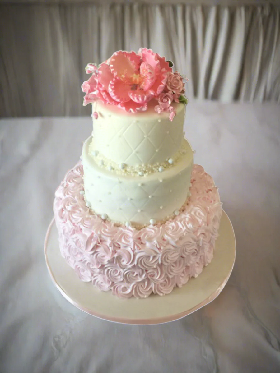 Bay Wedding Cake - Image 3