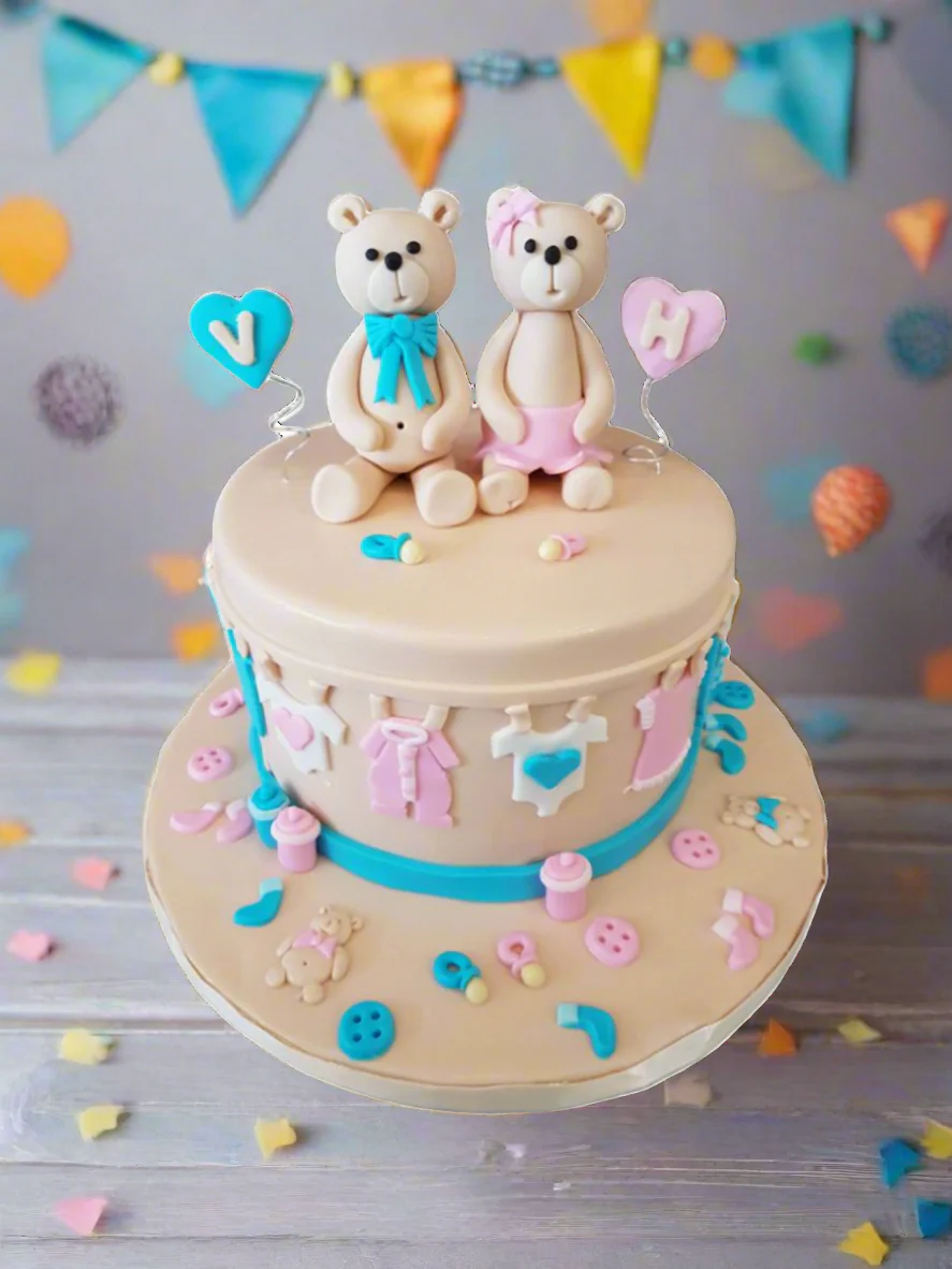 Bear Baby Shower Fondant Cake - Image 2