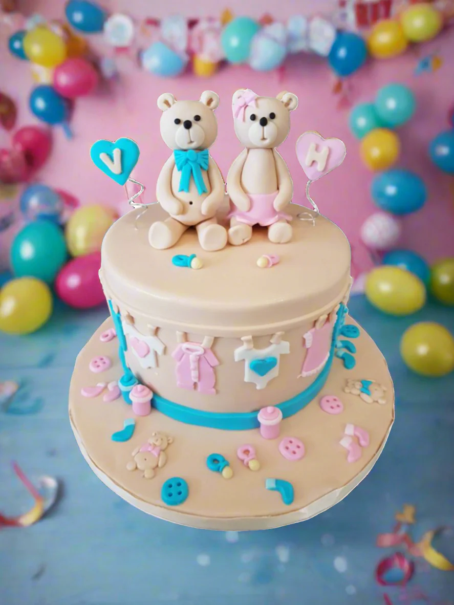 Bear Baby Shower Fondant Cake - Image 3
