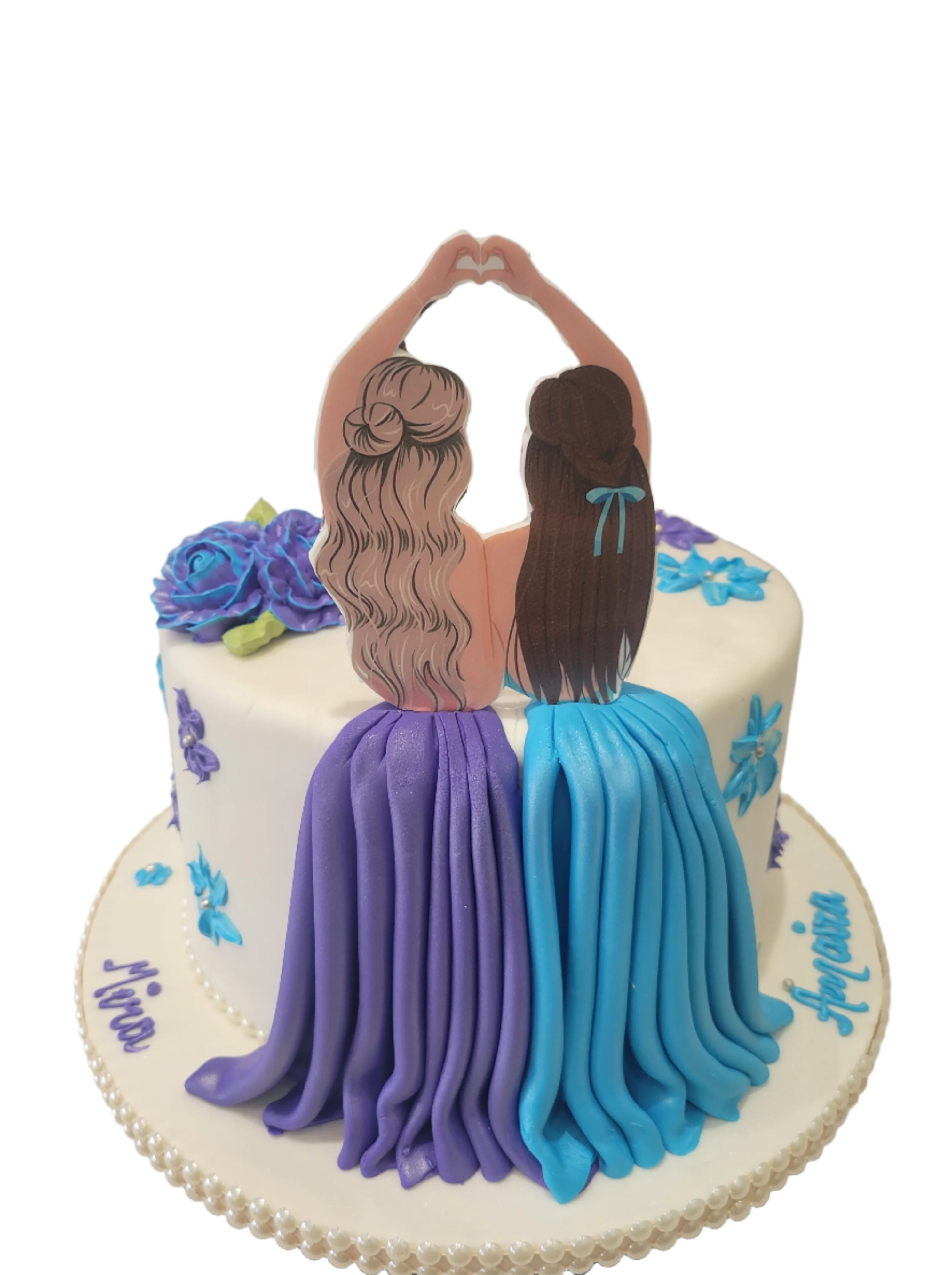 Bff Fondant Cake - Image 5
