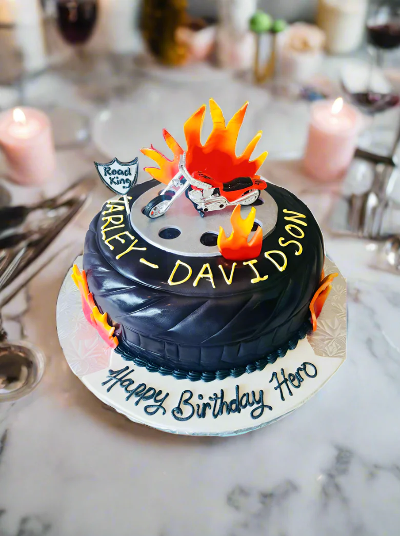 Bike Fondant Cake - Image 3