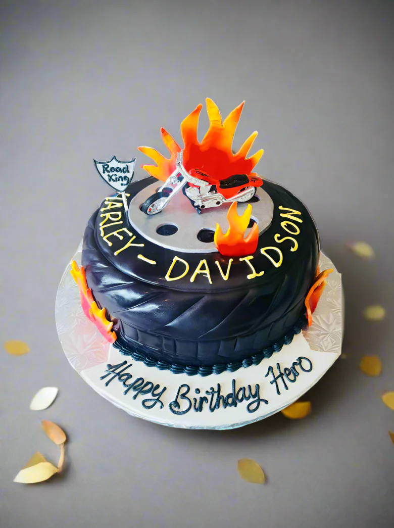 Bike Fondant Cake - Image 4