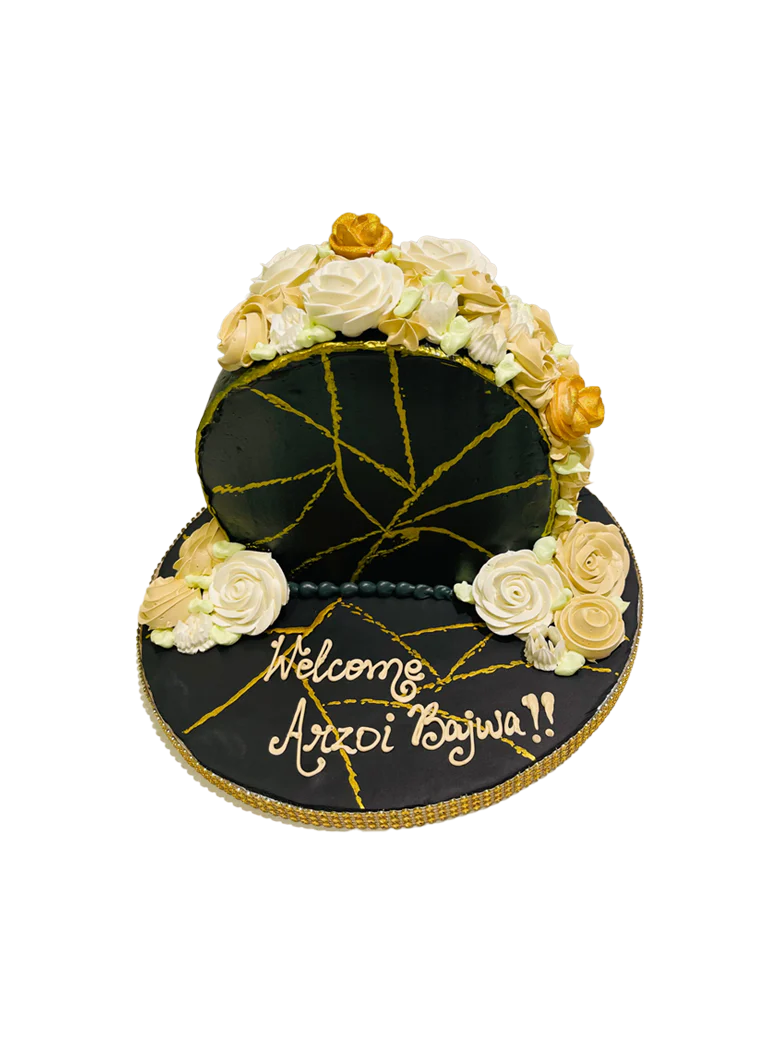 Black & Gold Arch Cake - Image 5