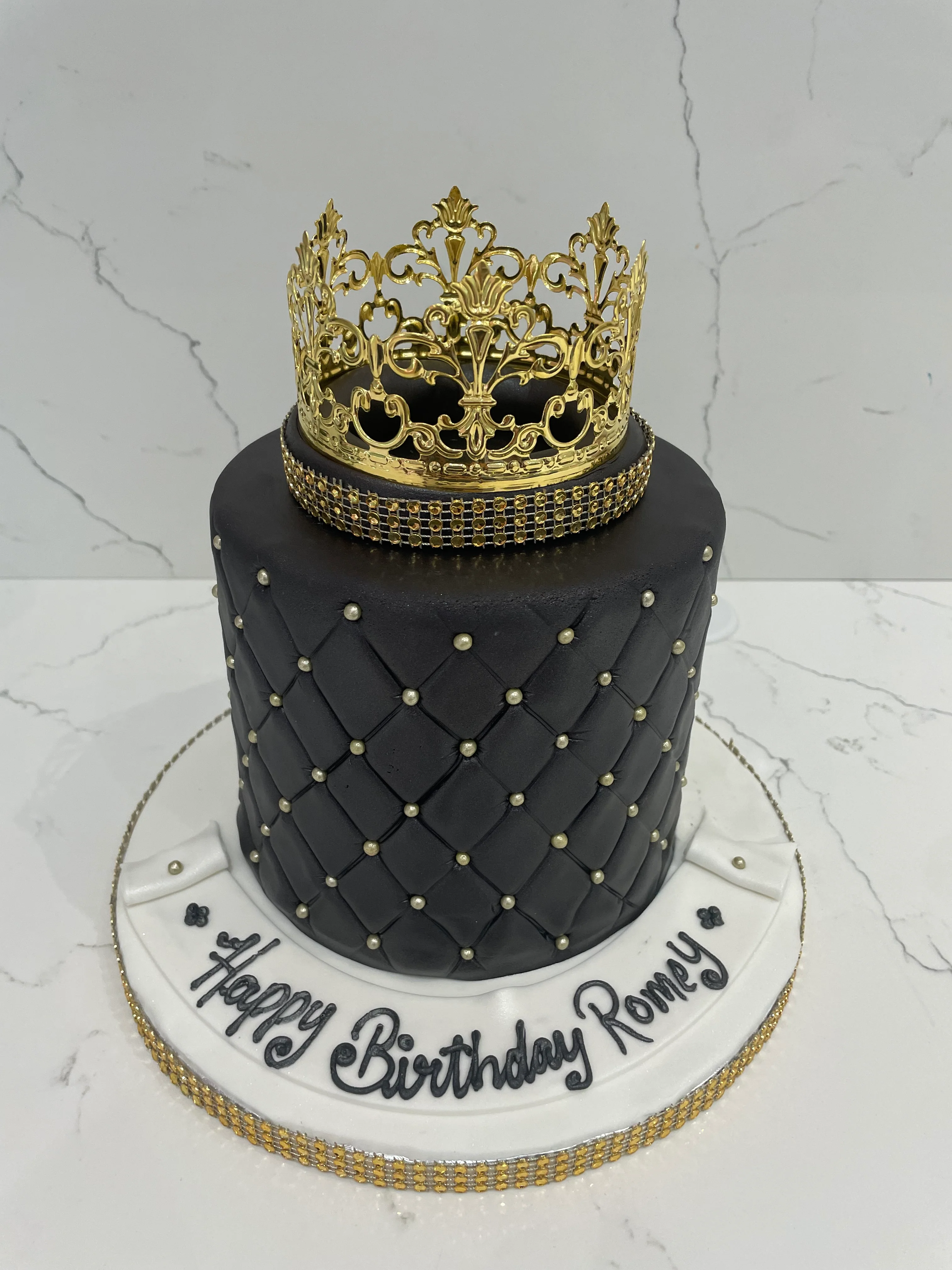 Black & Gold Crown Fondant Cake - Image 6