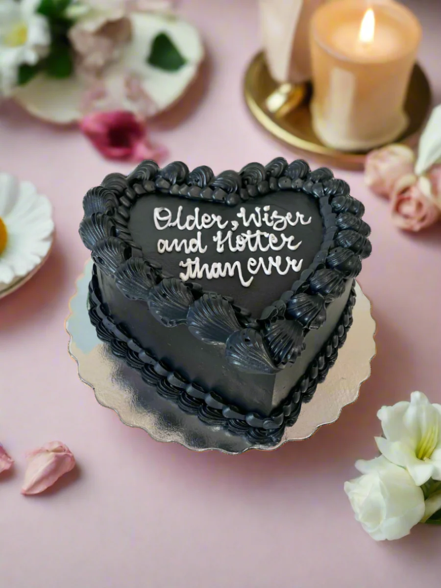 Black Heart Cake - Image 5