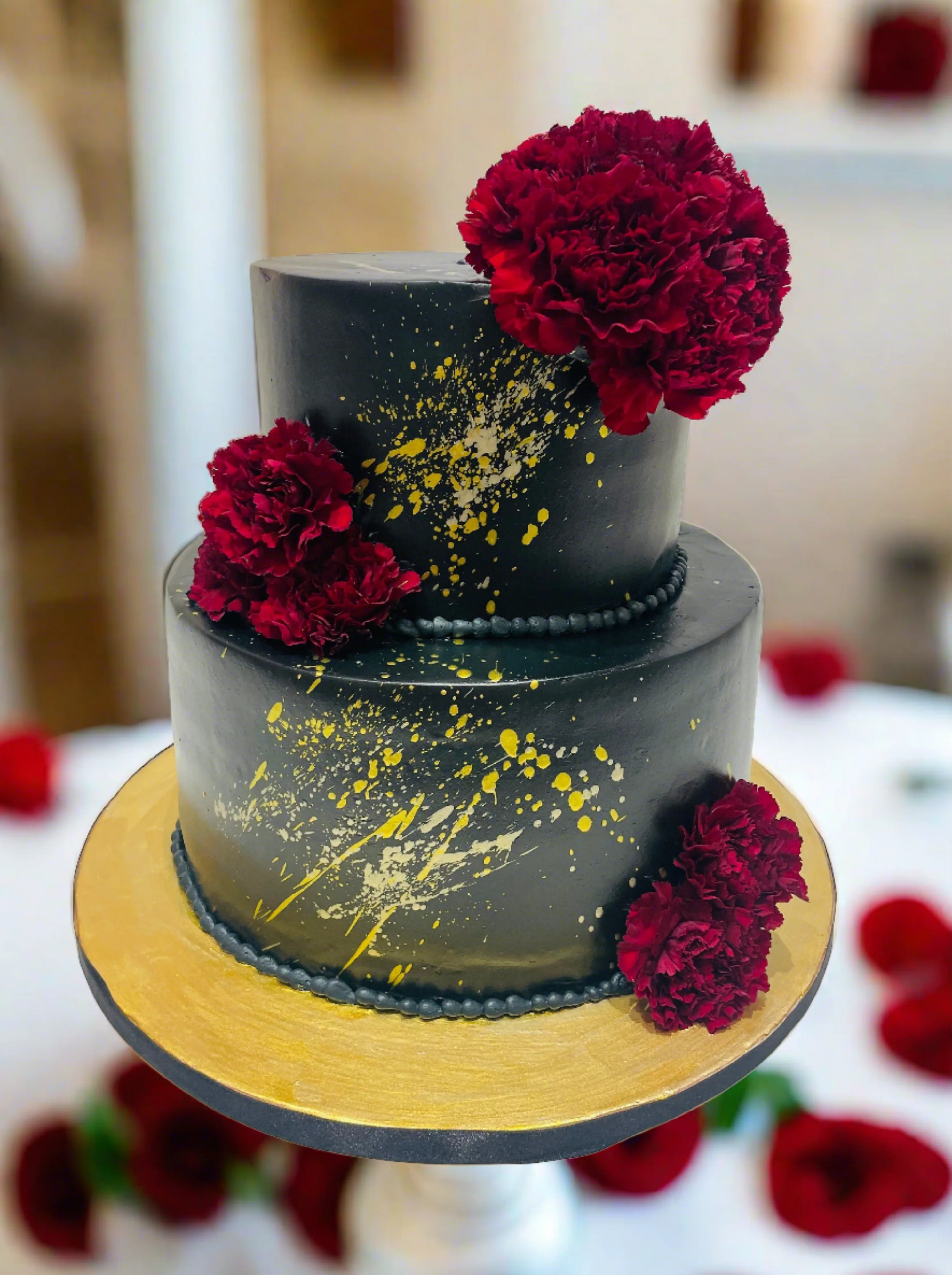 Black & Red Wedding Cake - Image 4