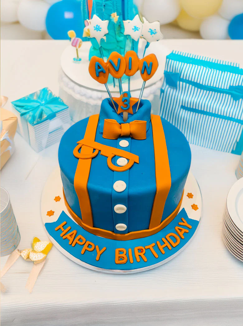 Blippi Fondant Birthday Cake - Image 3