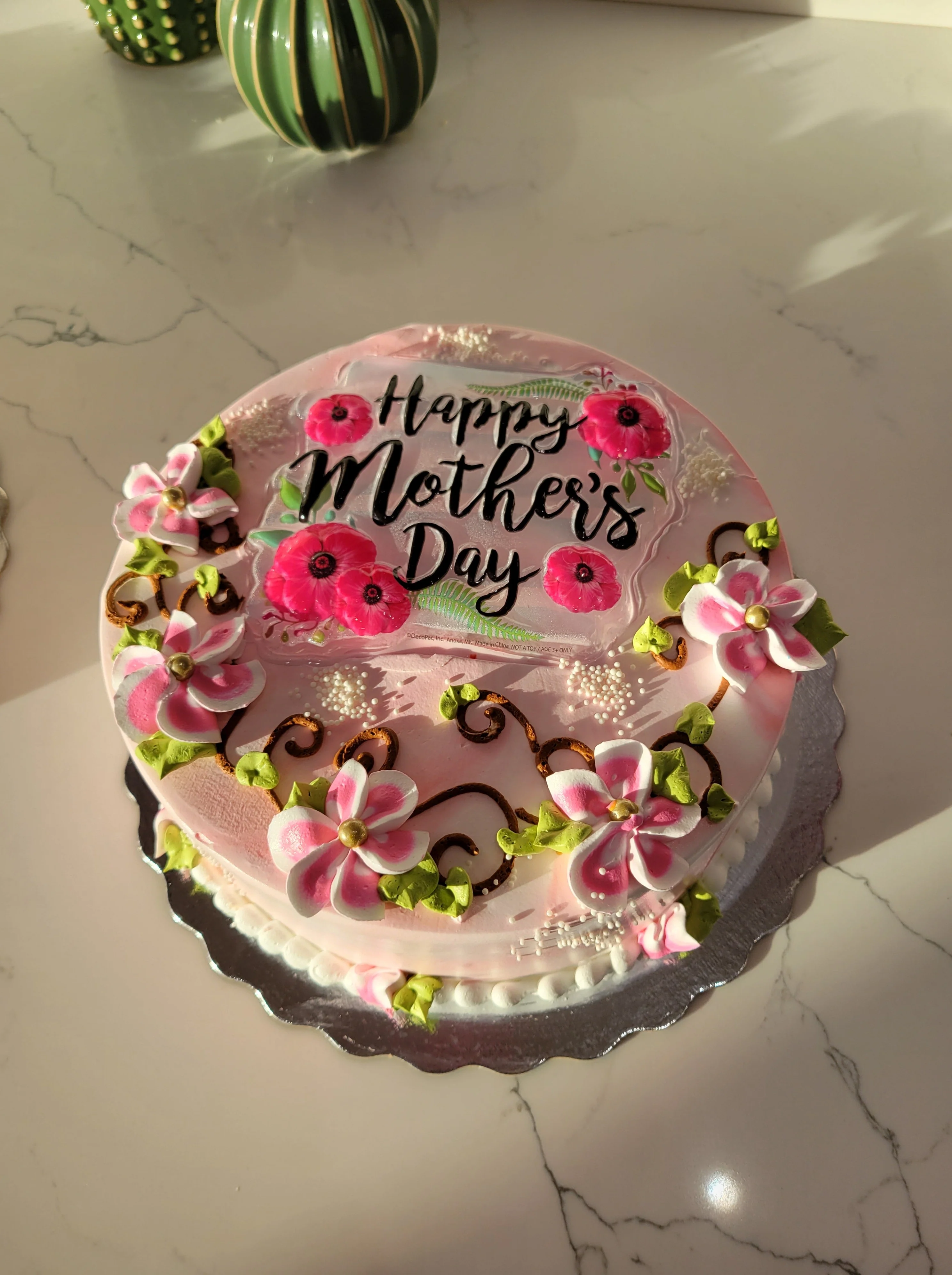 Blossom Mothers Day Cake - Image 3