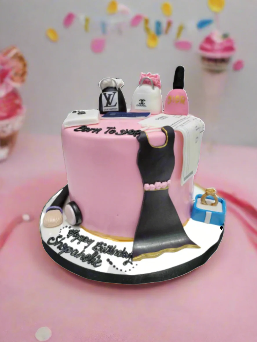 Born To Shop Fondant Cake - Image 3