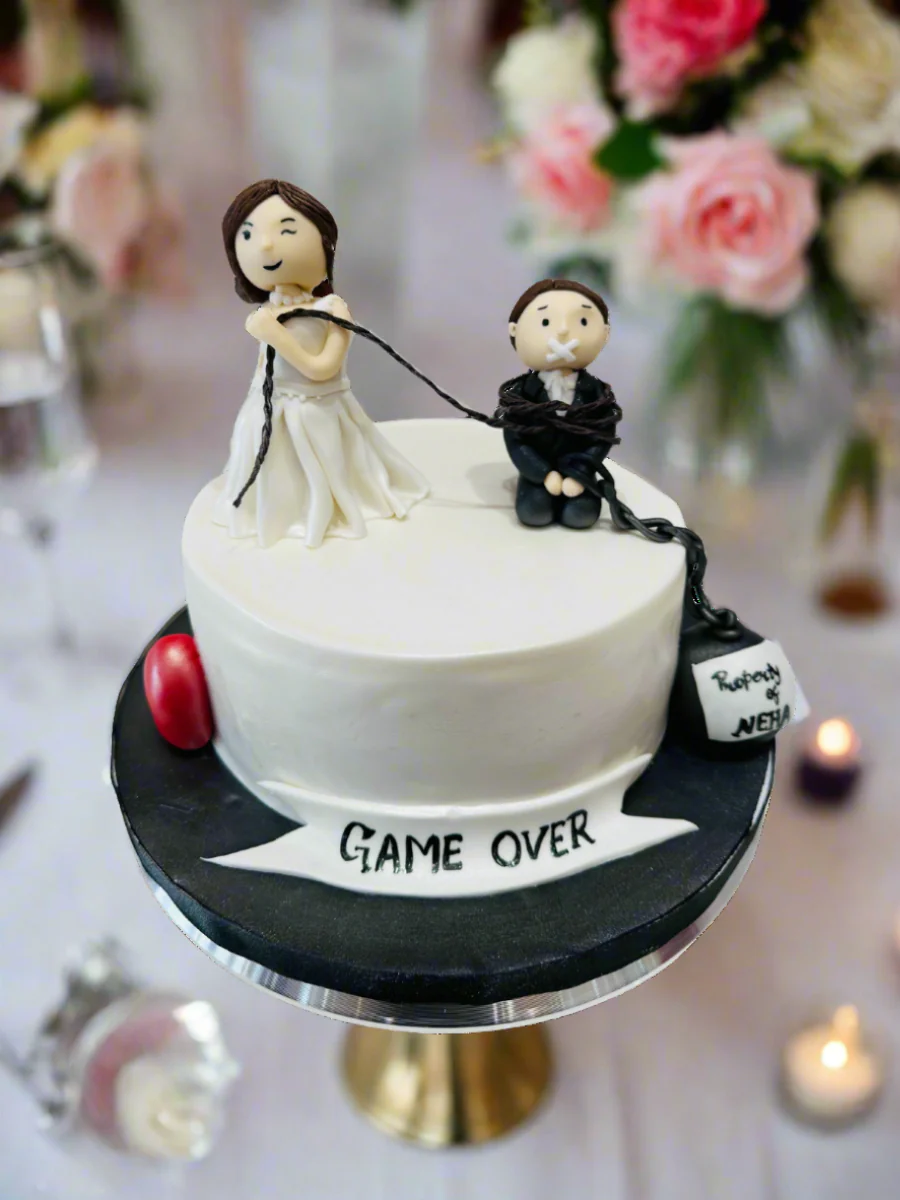 Bridal Shower Game Over Fondant Cake - Image 5