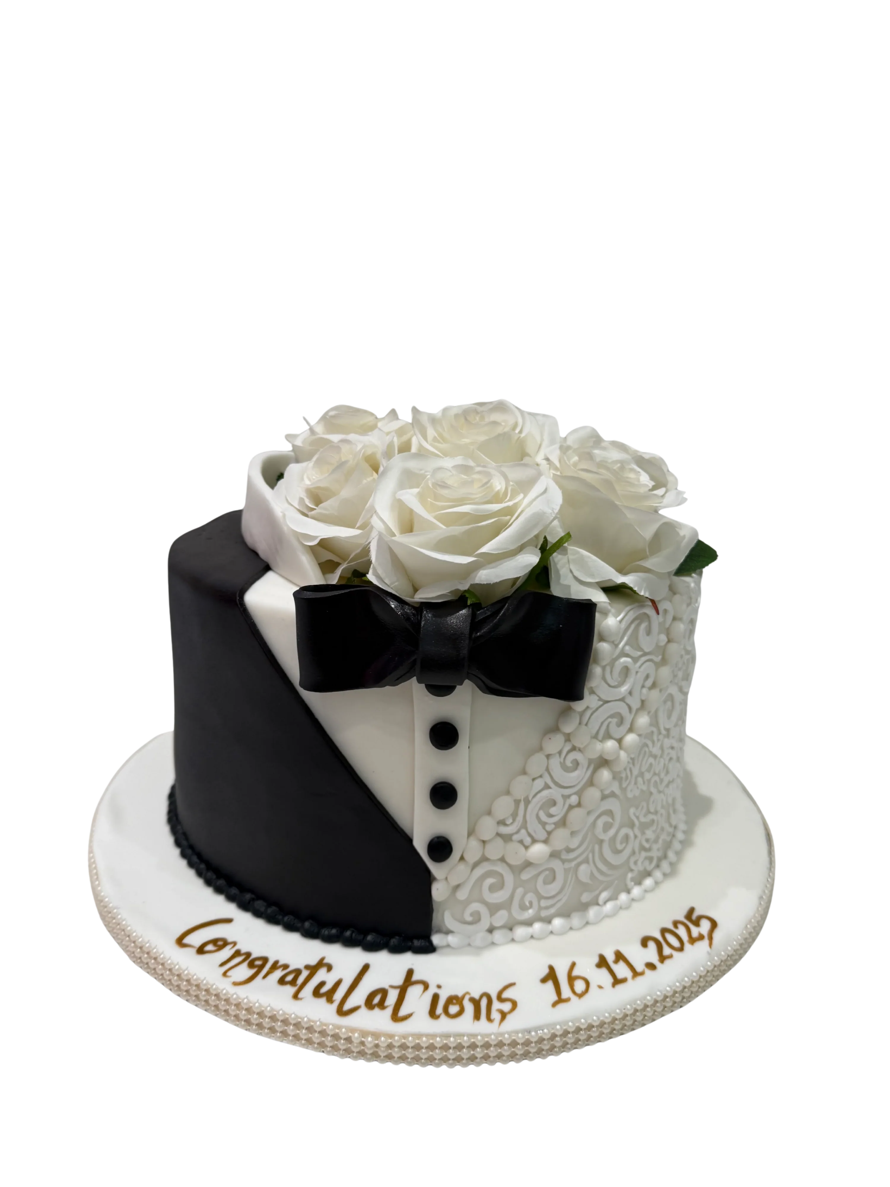 Bride & Groom Fondant Cake