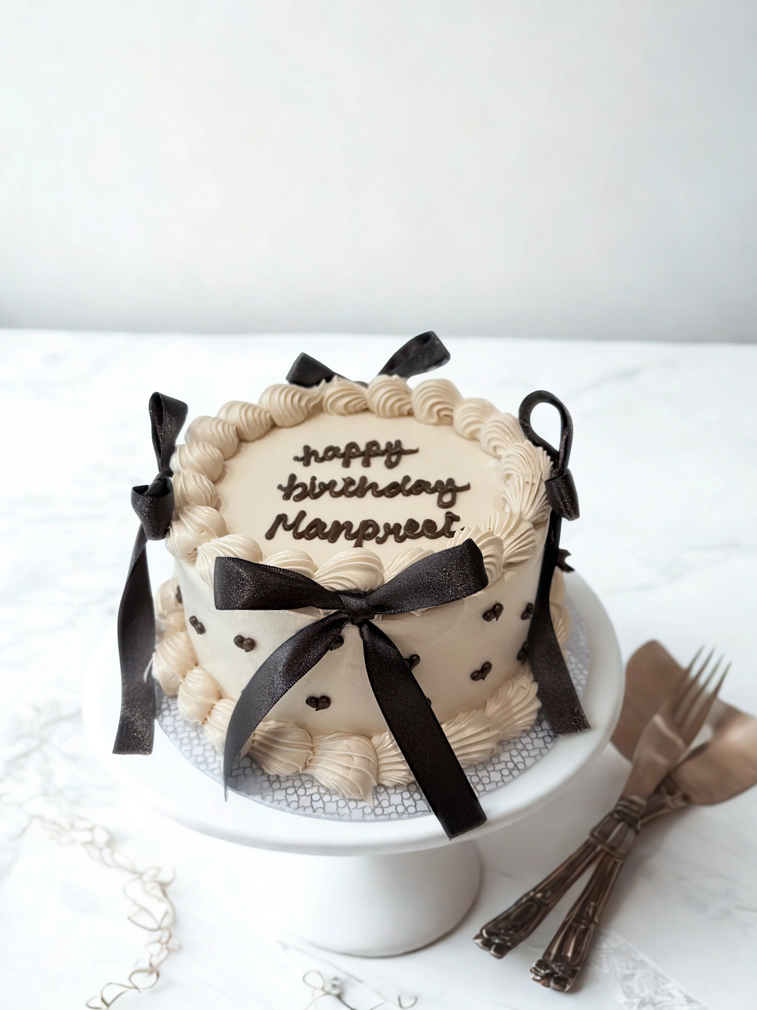Brown Bow Cream Cake - Image 3