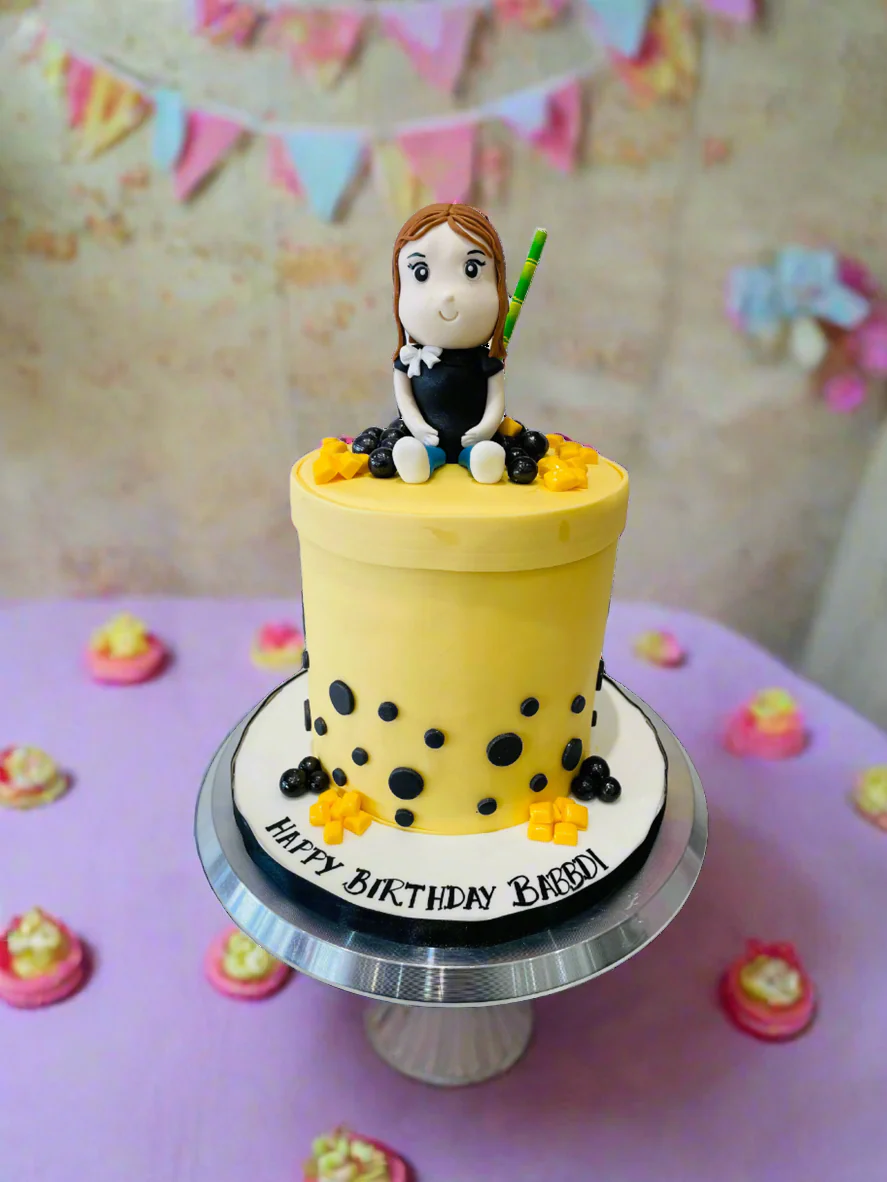 Bubble Tea Lover Fondant Cake - Image 2