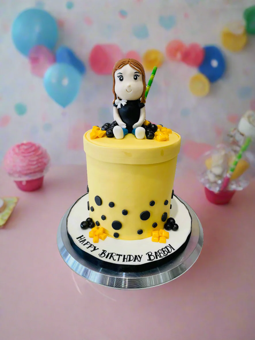 Bubble Tea Lover Fondant Cake - Image 3