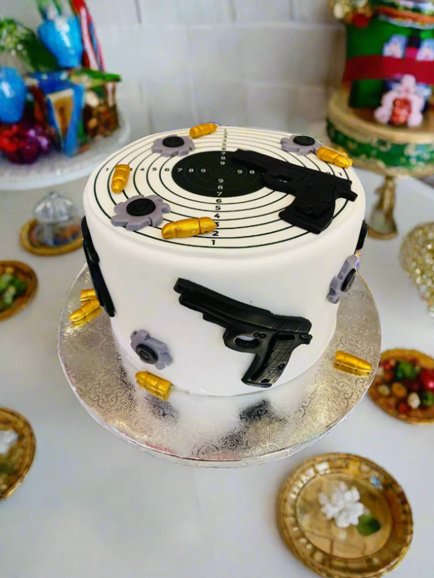 Bullet Gun Fondant Cake - Image 3