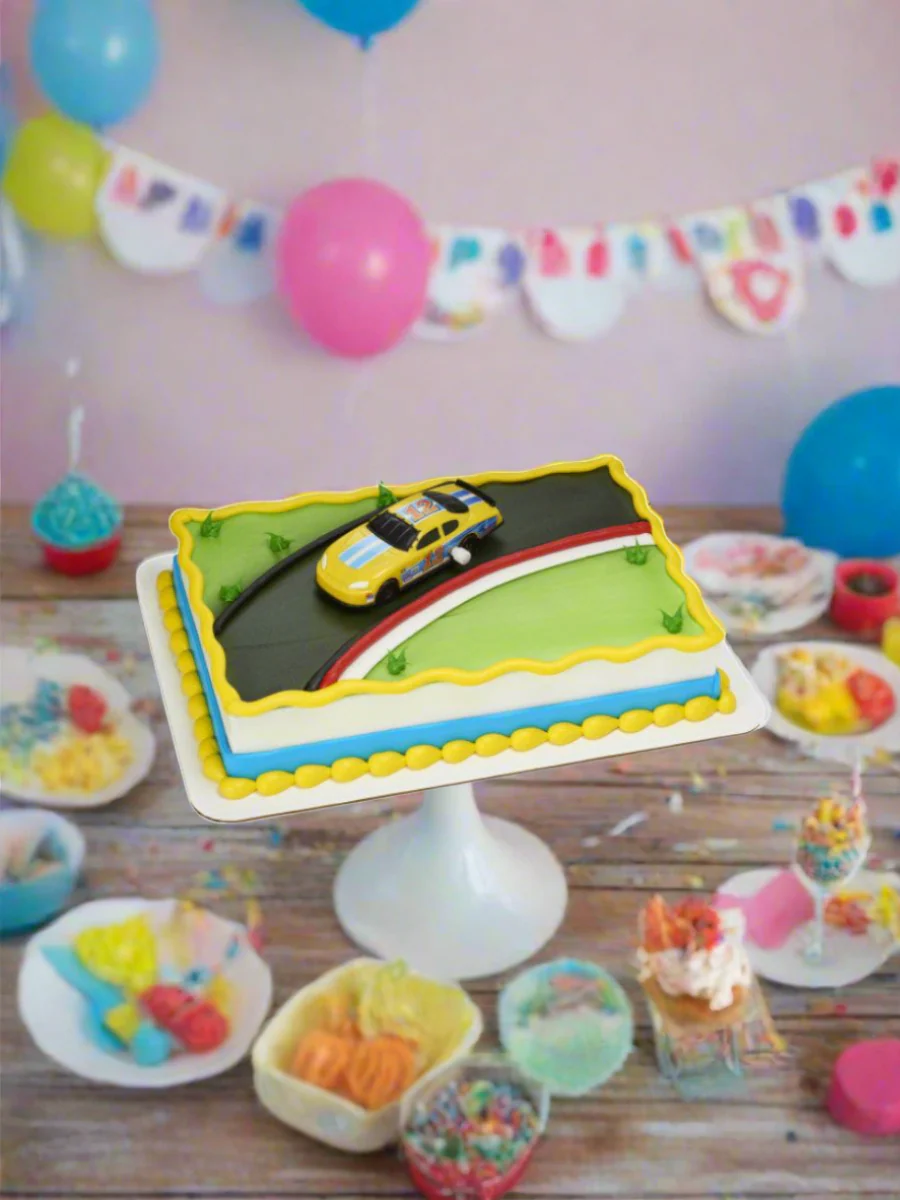 Cars- Friday Night Speedway Cake - Image 2