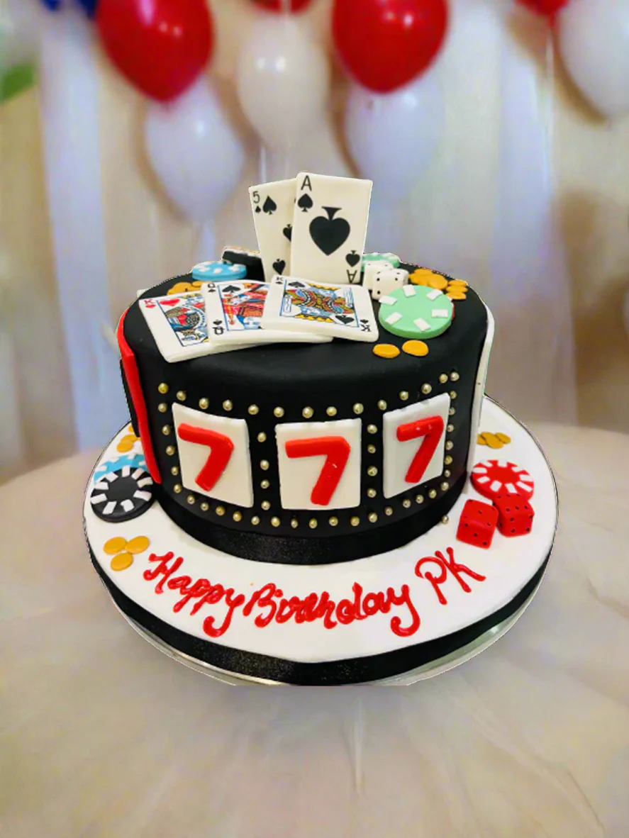 Casino Poker Fondant Cake - Image 2