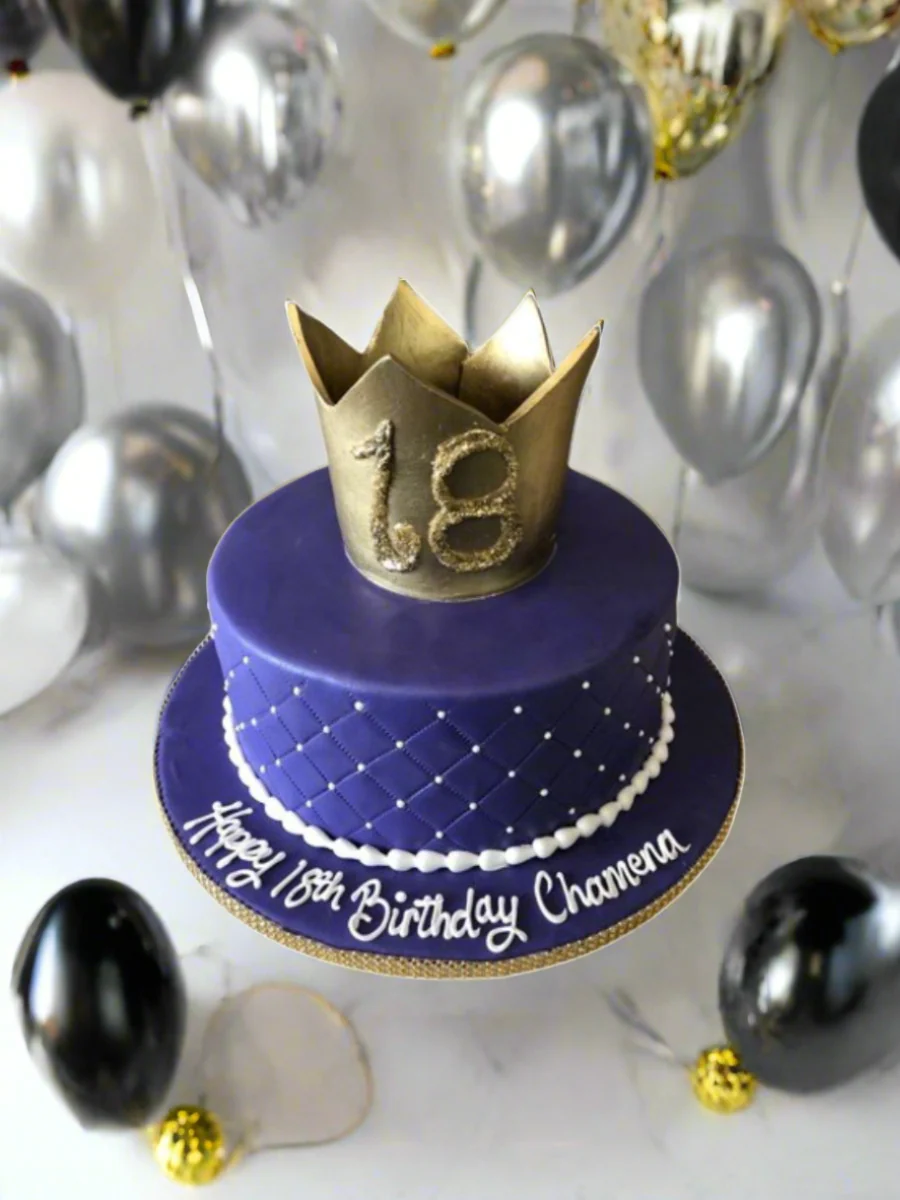 Chamena Crown Fondant Cake - Image 3