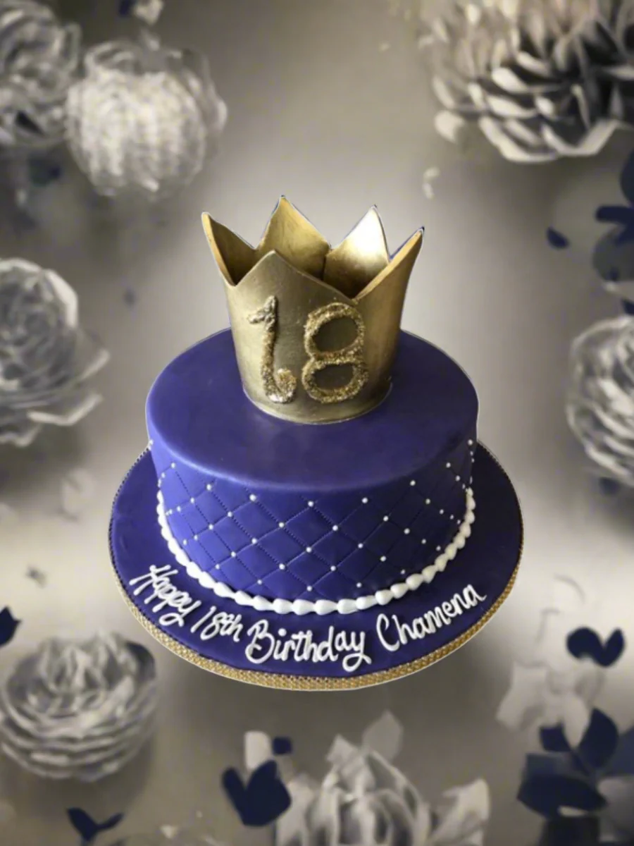 Chamena Crown Fondant Cake - Image 4
