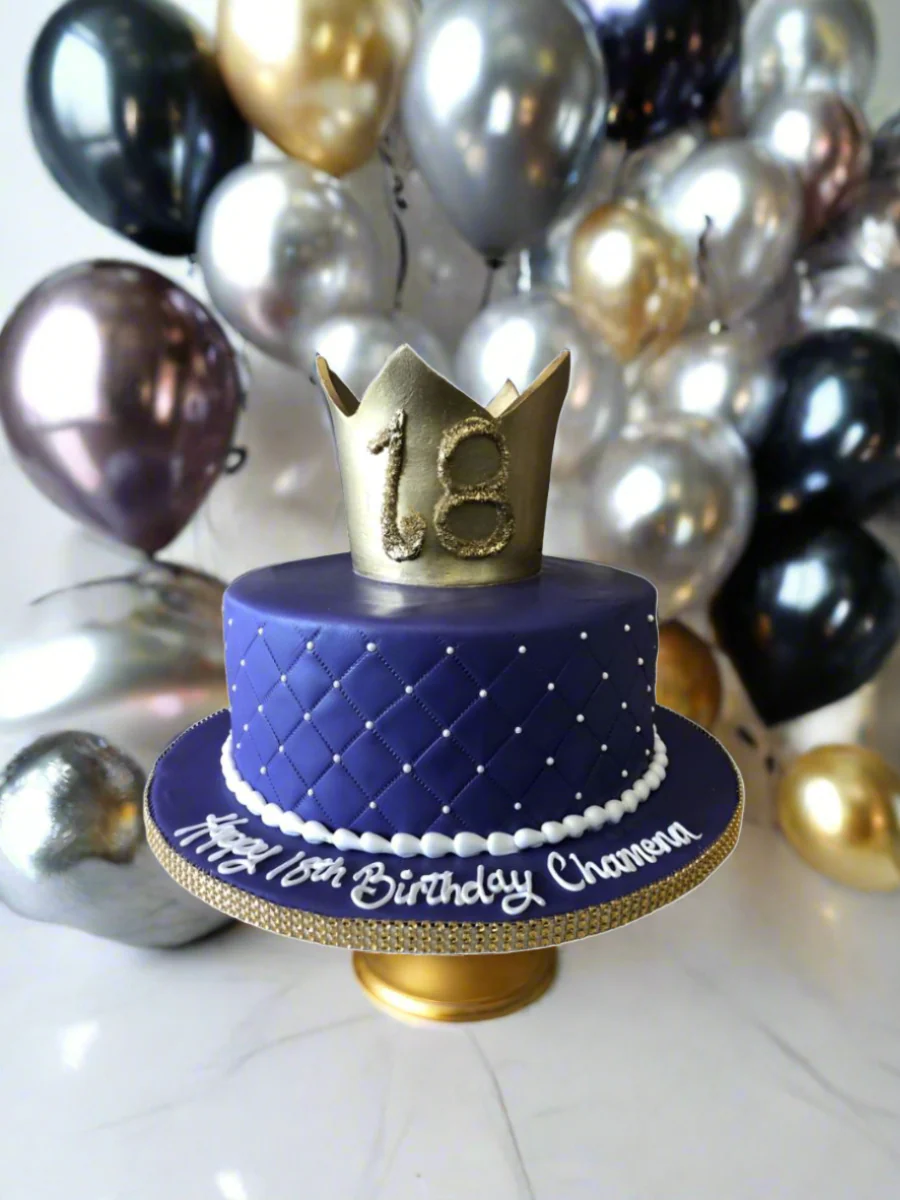Chamena Crown Fondant Cake - Image 7