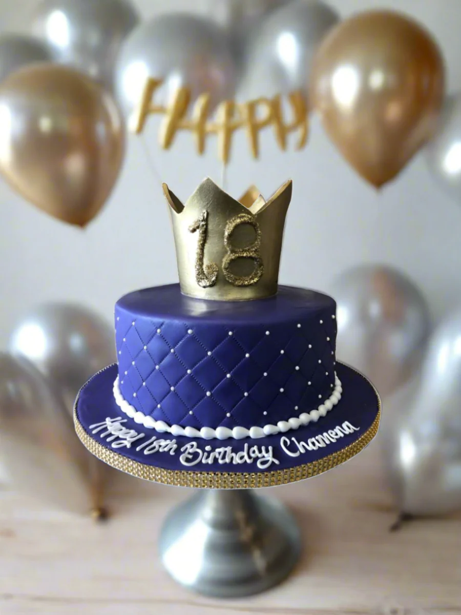 Chamena Crown Fondant Cake - Image 8