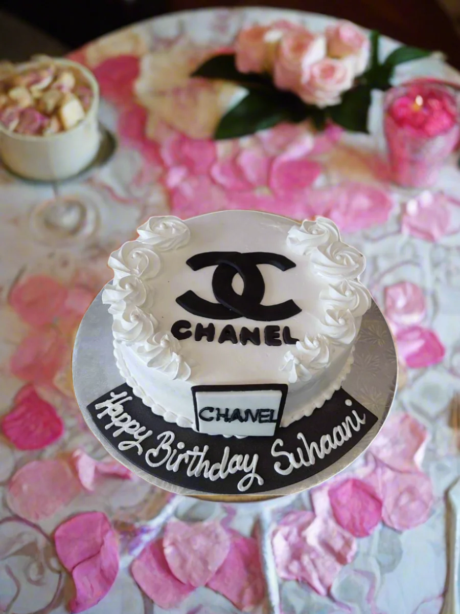 Chanel Birthday Cake - Image 2