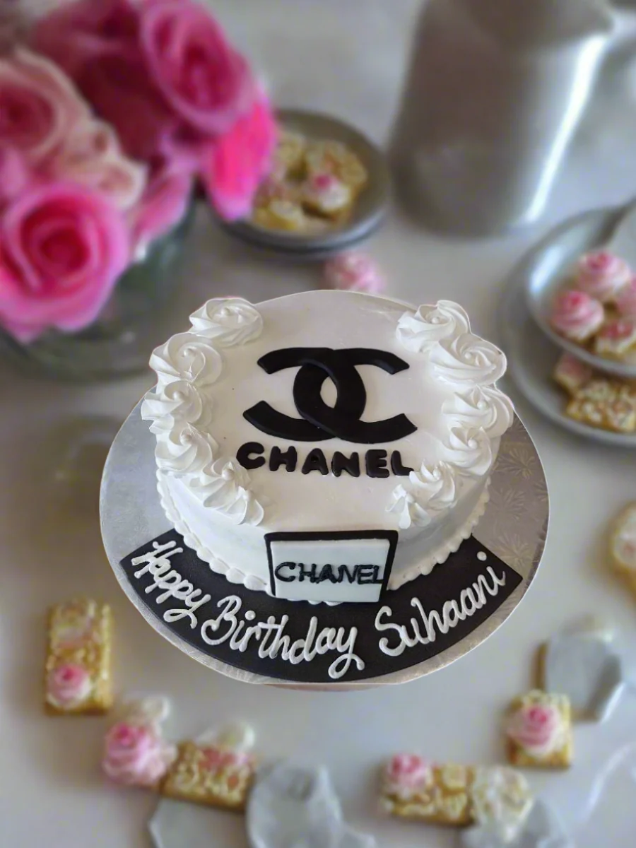 Chanel Birthday Cake - Image 5