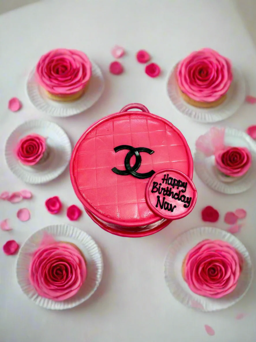Chanel Fondant Cake - Image 2