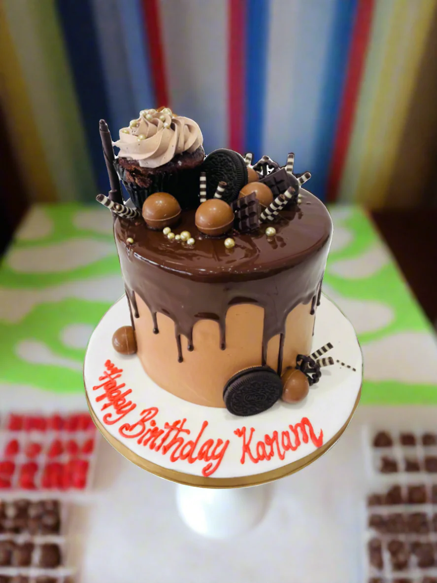 Chocolate Drip Cream Cake - Image 2