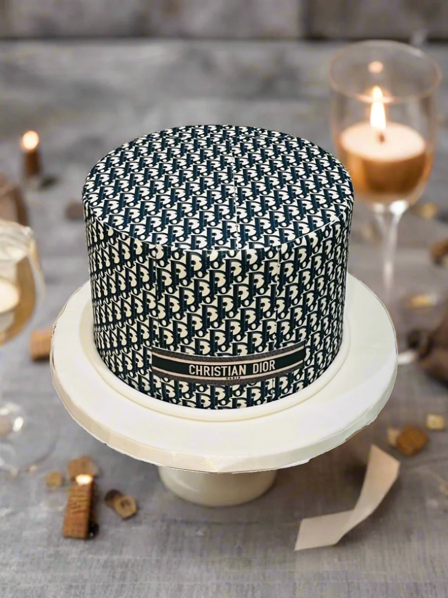 Christain Dior Fondant Cake - Image 4