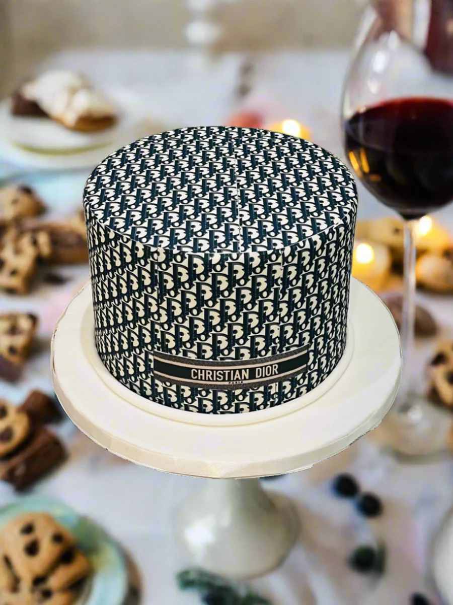 Christain Dior Fondant Cake - Image 5