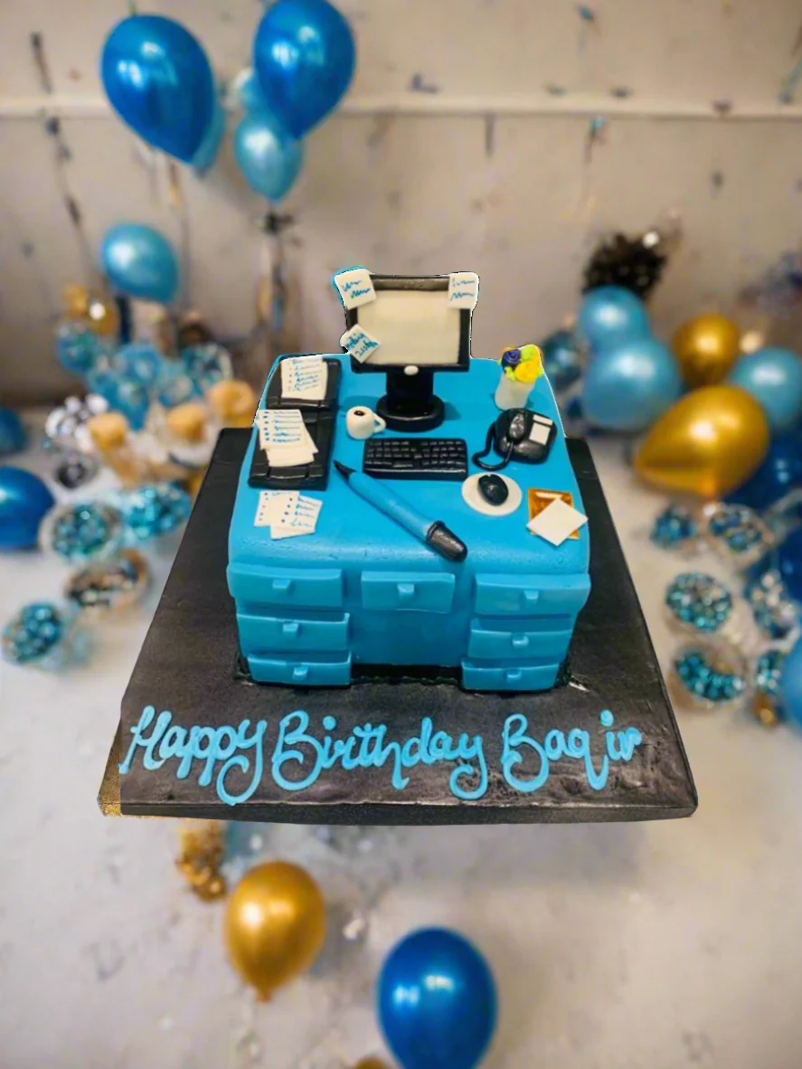 Computer Desk Fondant Cake - Image 2