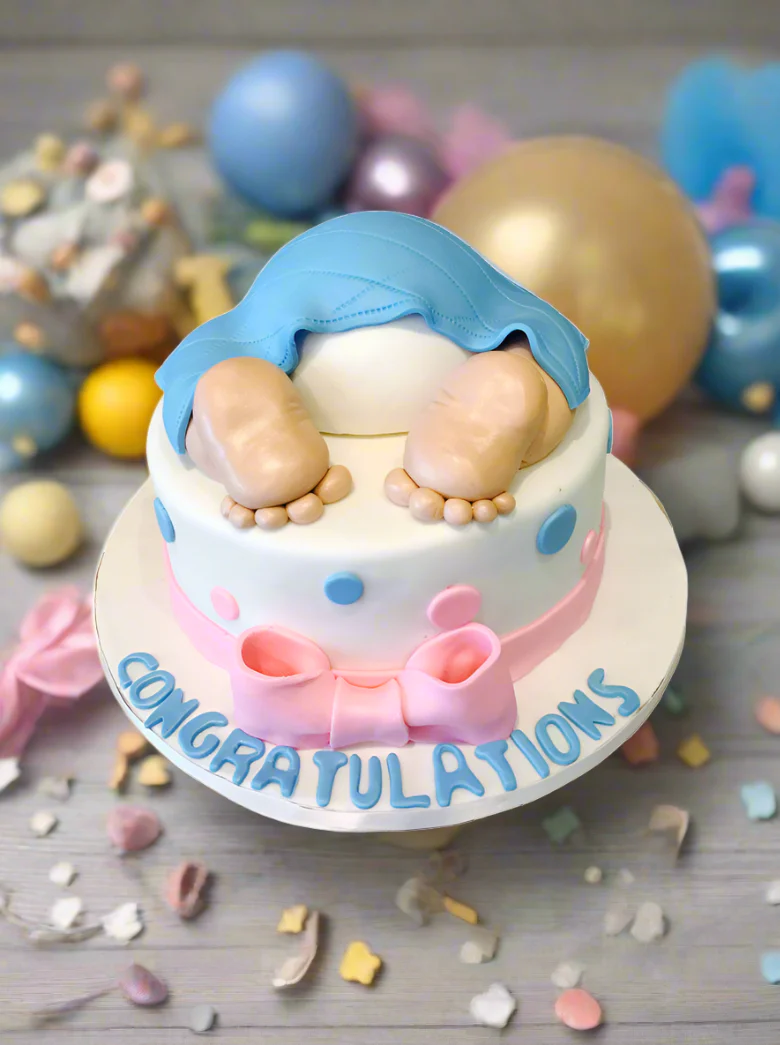 Crawling Baby Shower Cake - Image 2