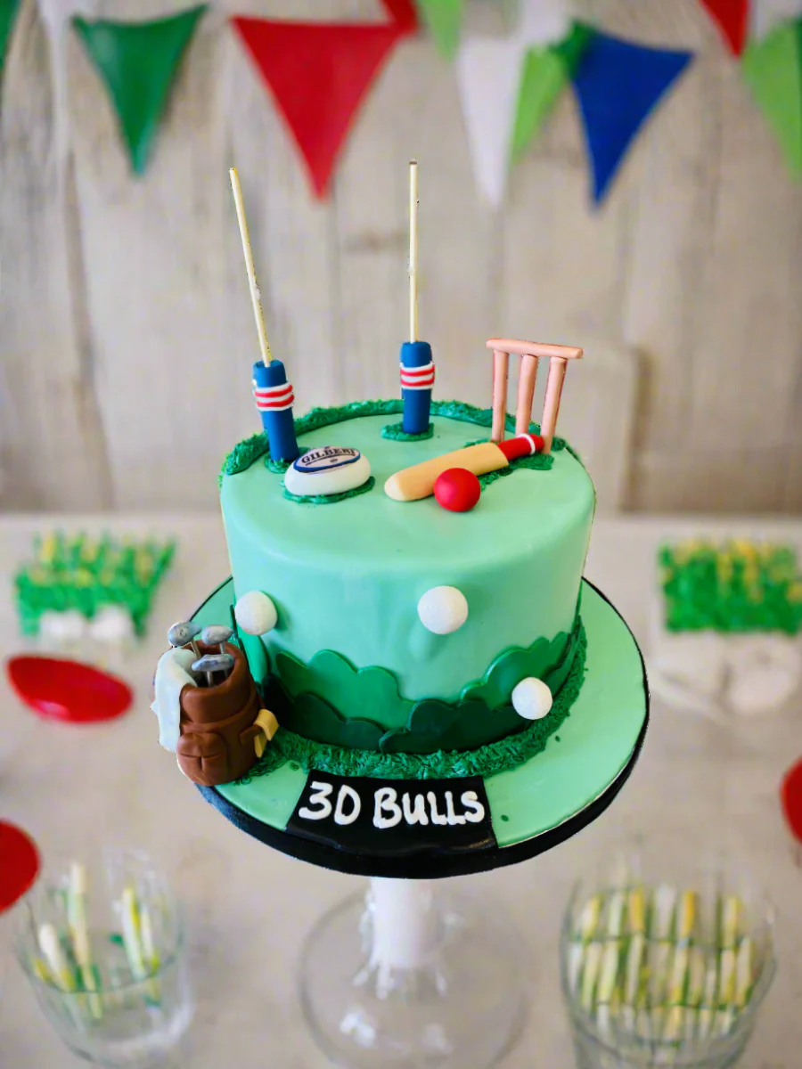 Cricket & Golf Fondant Cake - Image 3