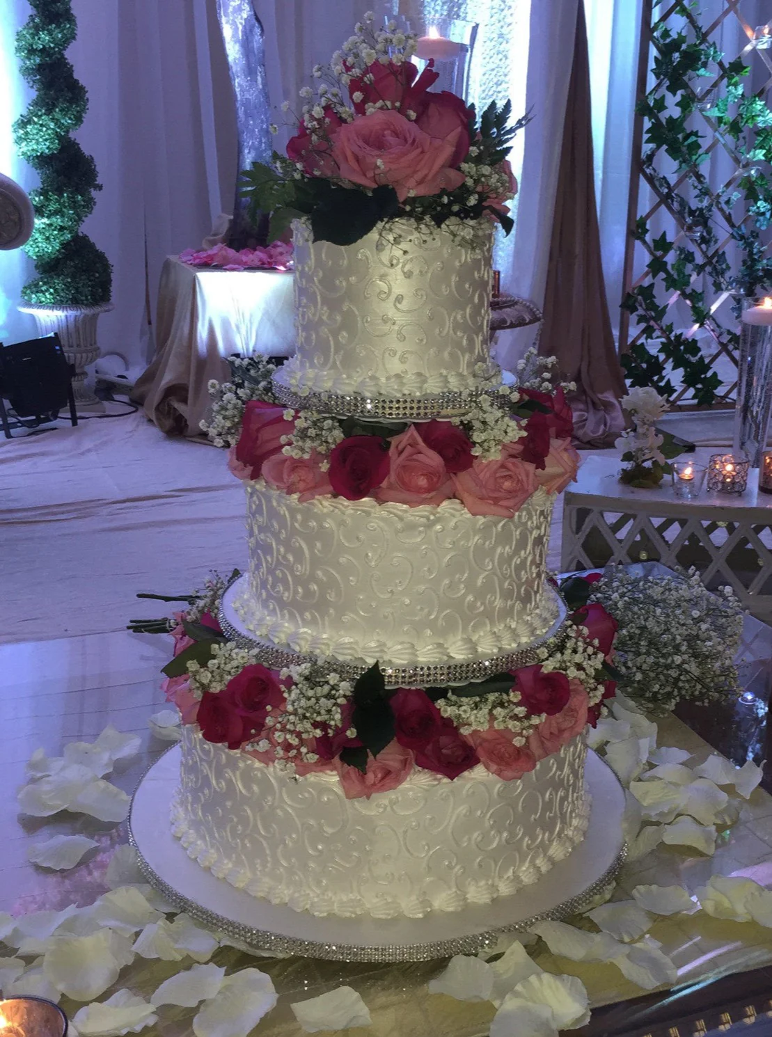 Danae Wedding Cake - Image 5