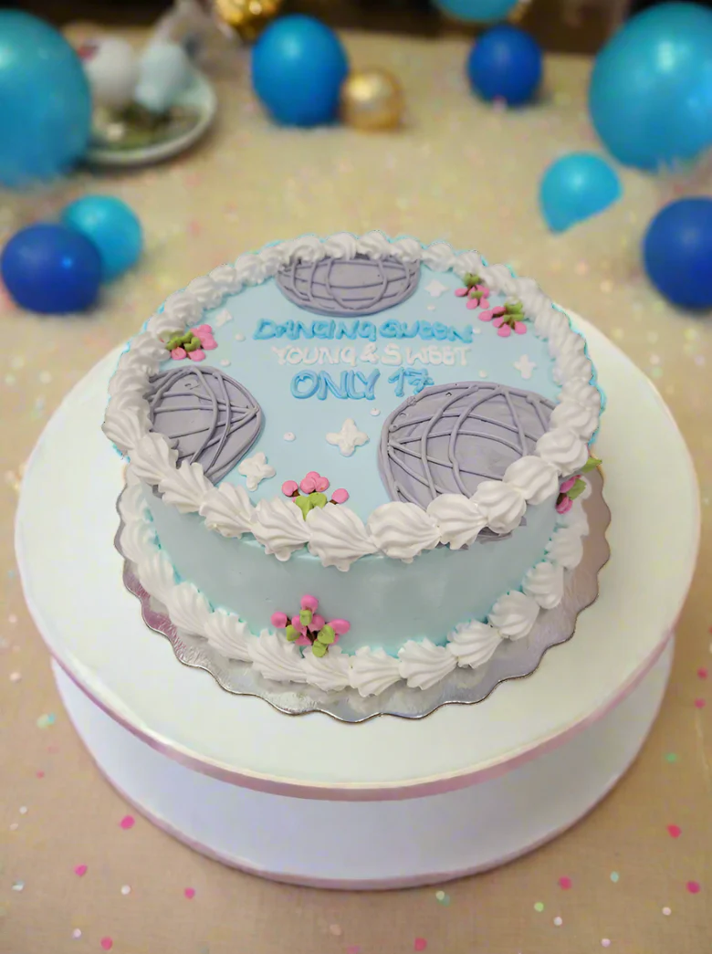 Dancing Queen Cream Cake - Image 3