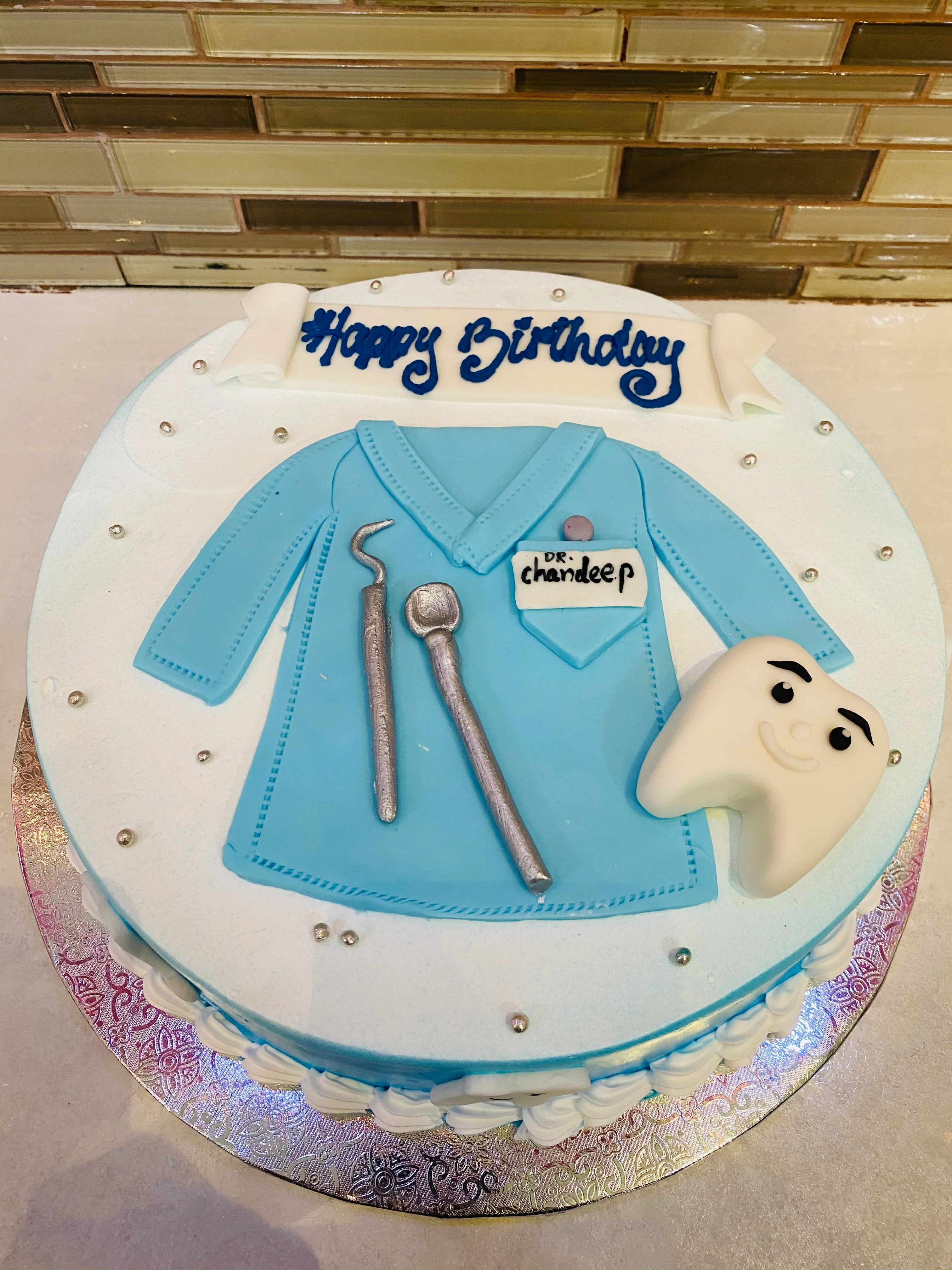 Dental Cream Cake - Image 4